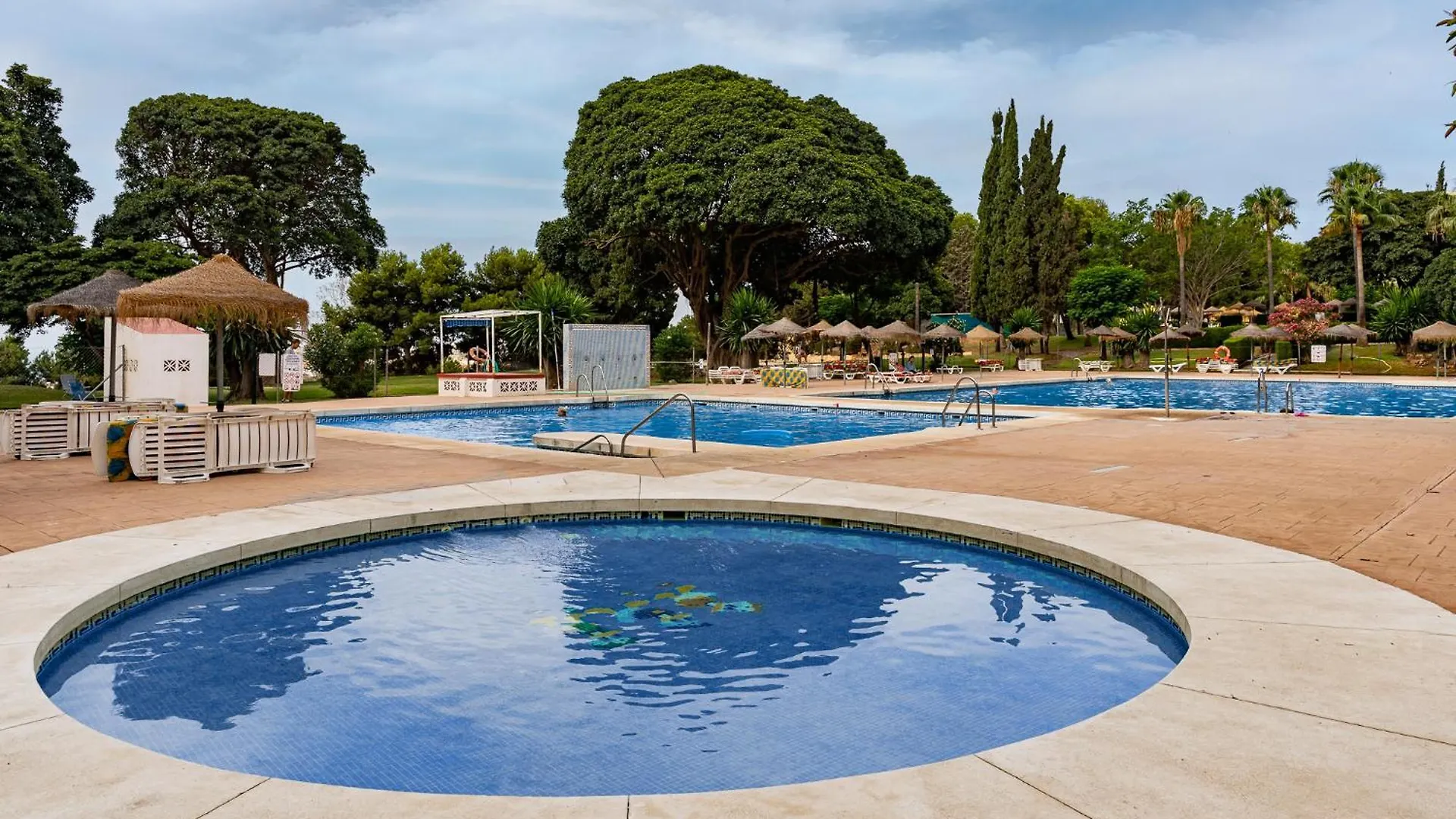 Apartamento Blonzu Angola Benalmádena